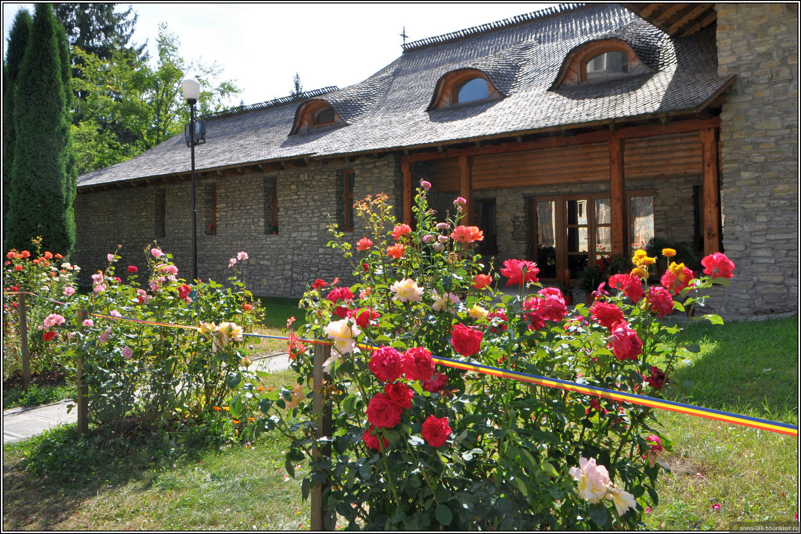 Mănăstirea Voroneț